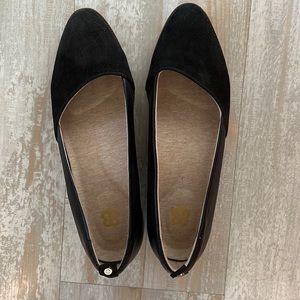Near Perfect Betabrand City Skimmers